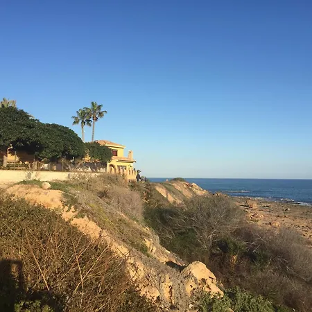 Seafront Dream דירה טורבייחה