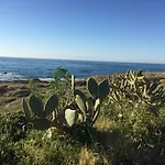 דירה Seafront Dream